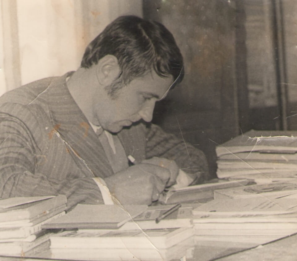 Кравцов Владимир Петрович за работой