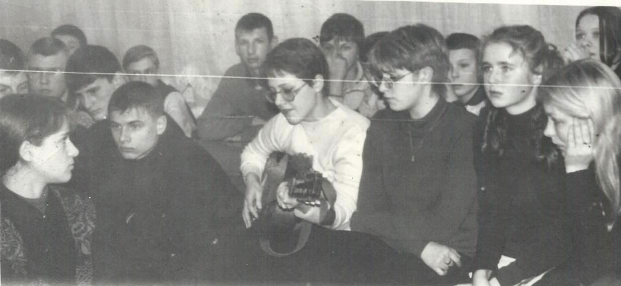 Одно из первых заседаний клуба "Старшеклассник"